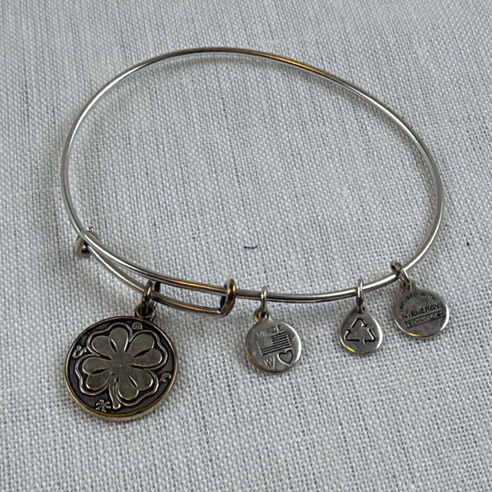 Alex and Ani Four Leaf Clover Charm Bangle Rafaelian Silver Expandable Bracelet